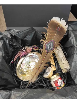 Shamanic Purification Box & Dreamcatcher Amulet