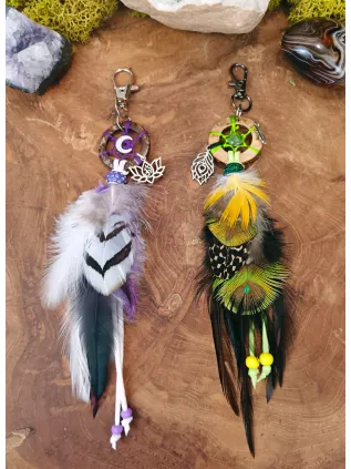 Porte clés, bijoux de sac attrape rêves avec plumes naturelles