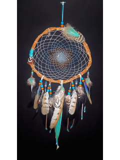 L'Âme des Bois de Glace — Attrape-Rêves Chamanique Totem Renard | Labradorite Sculptée & Plumes Rares