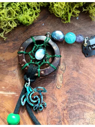 Bijou de Cheveux Chamanique "Nacre Sauvage" – Totem Tortue en Abalone & Labradorite