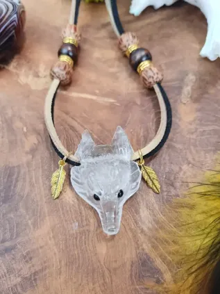 Collier renard cristal de roche Entre givre et flamme